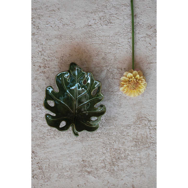 Stoneware Leaf Shaped Bowl