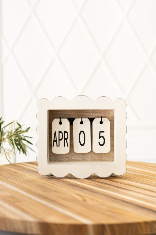 Wood Scalloped Perpetual Calendar