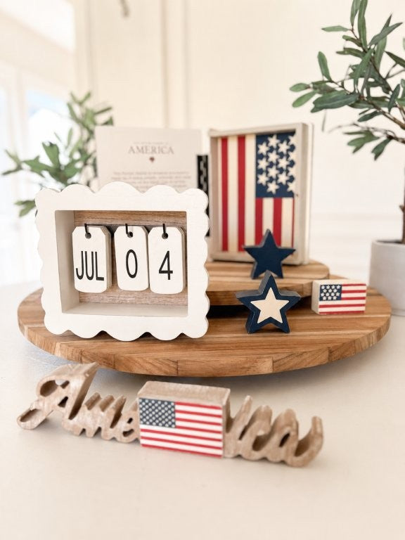 Wood Scalloped Perpetual Calendar
