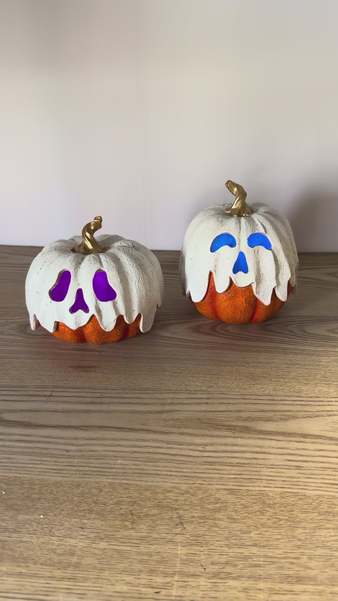 Jack-O-Lantern Light Up Pumpkins, 2 styles