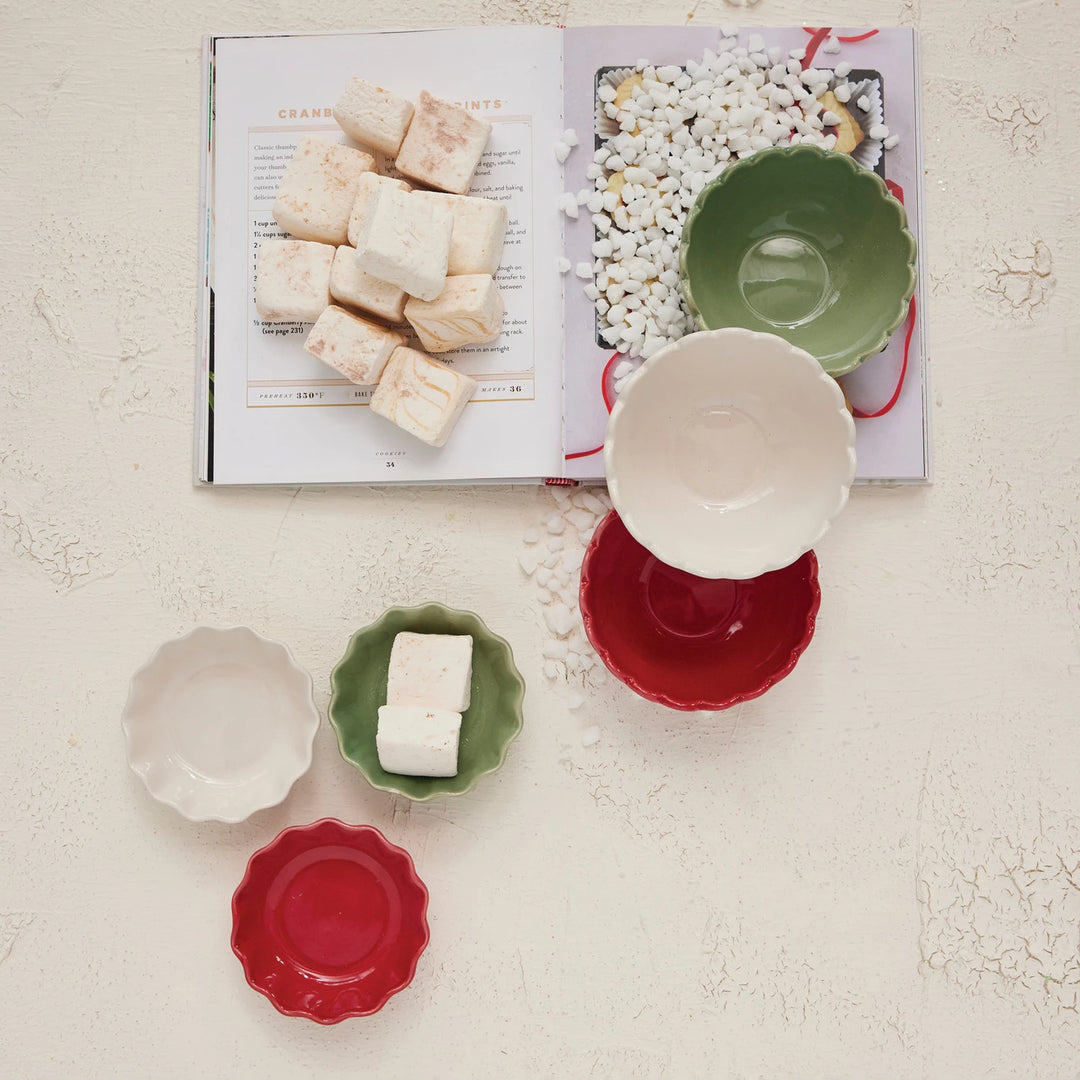 Scalloped Stoneware Bowl - Set of 3