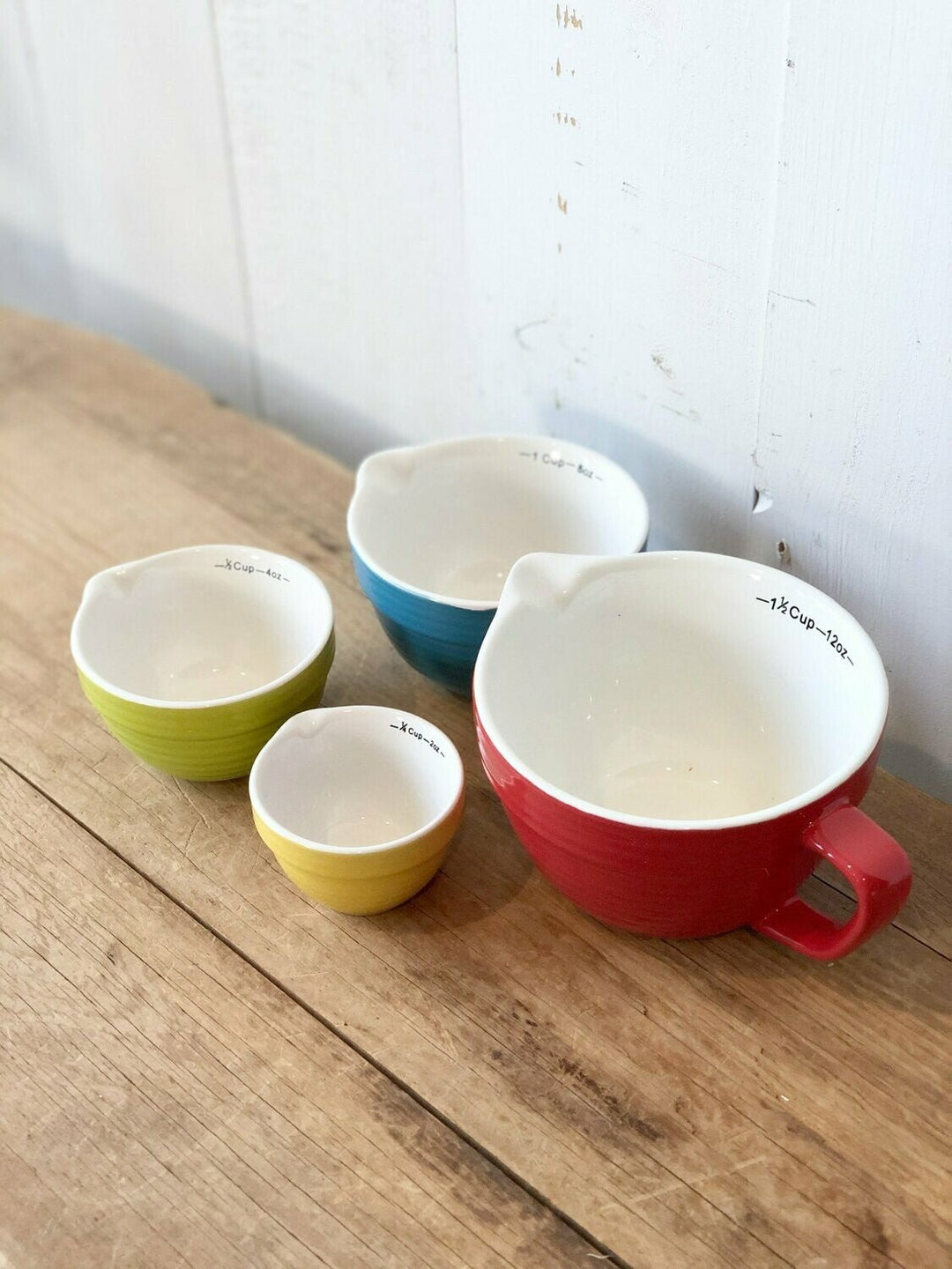 Measuring Cups-Retro Colors, Set of 4 nesting