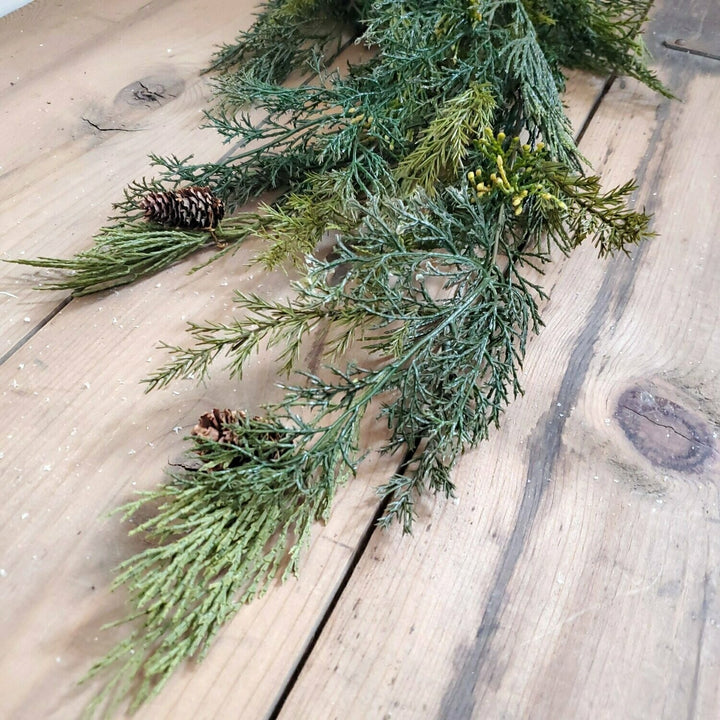 Pine Mixed Cedar Vine