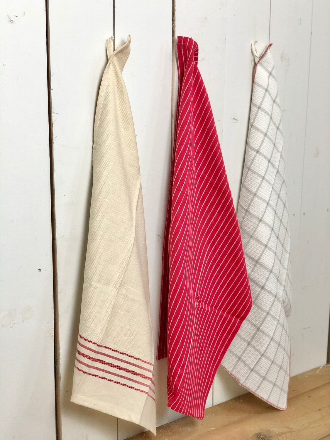 Set of 3 Red Tea Towel Set