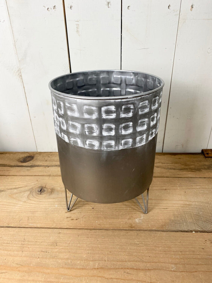 Metal Patterned Planters