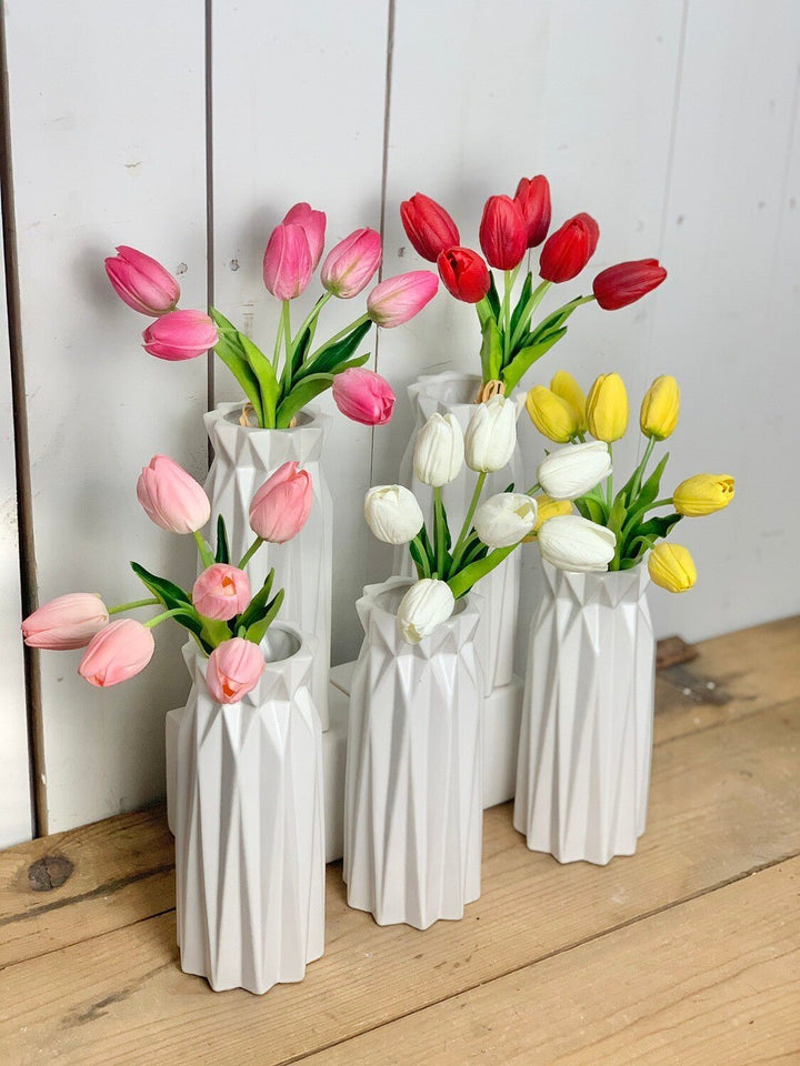 7 Stem Tulip Bouquet