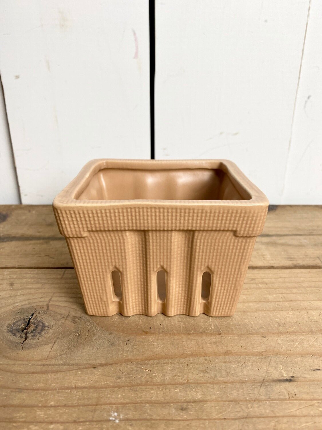 Matte Stoneware Berry Bowls