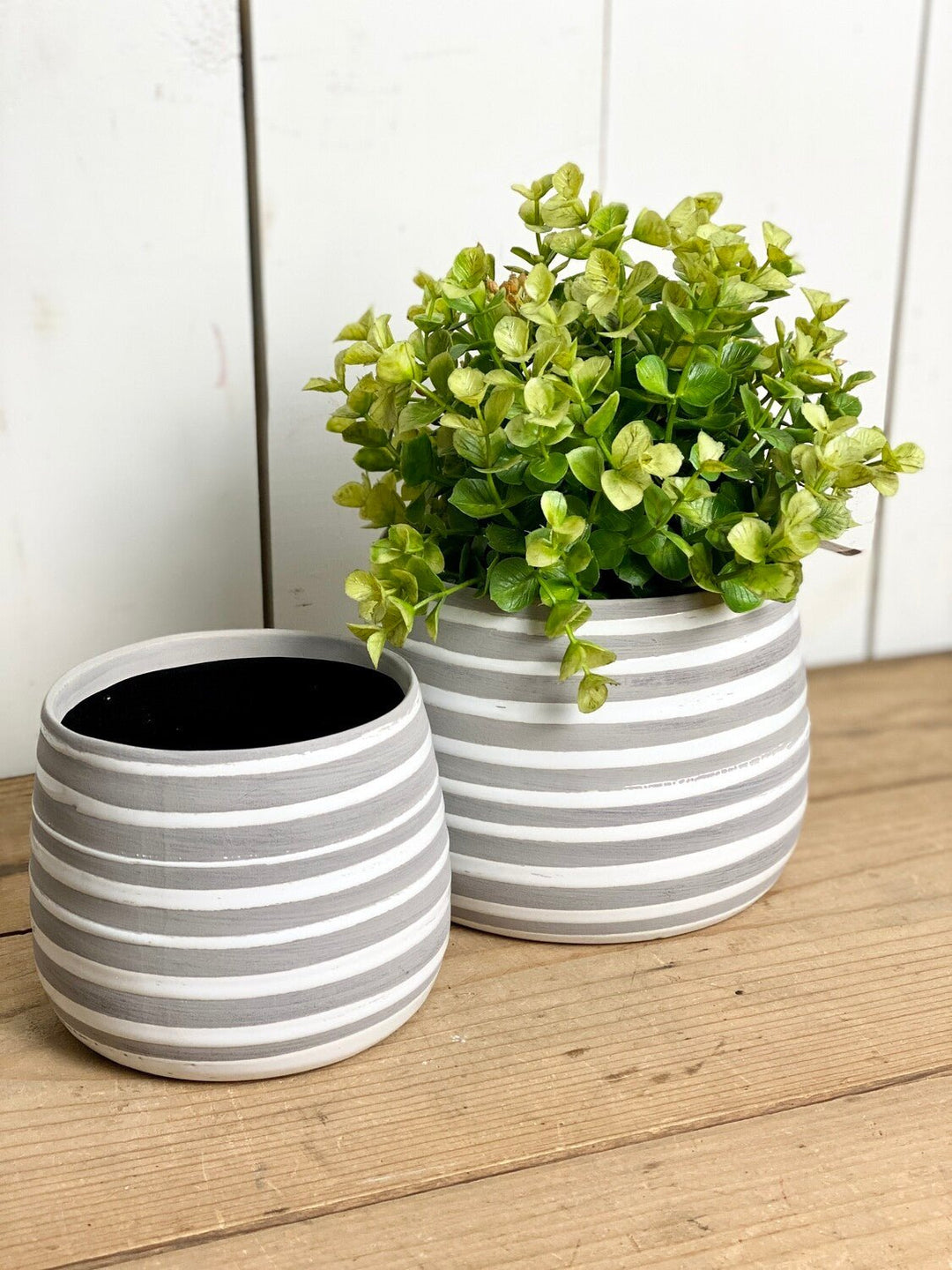 Stripe Pottery Vases