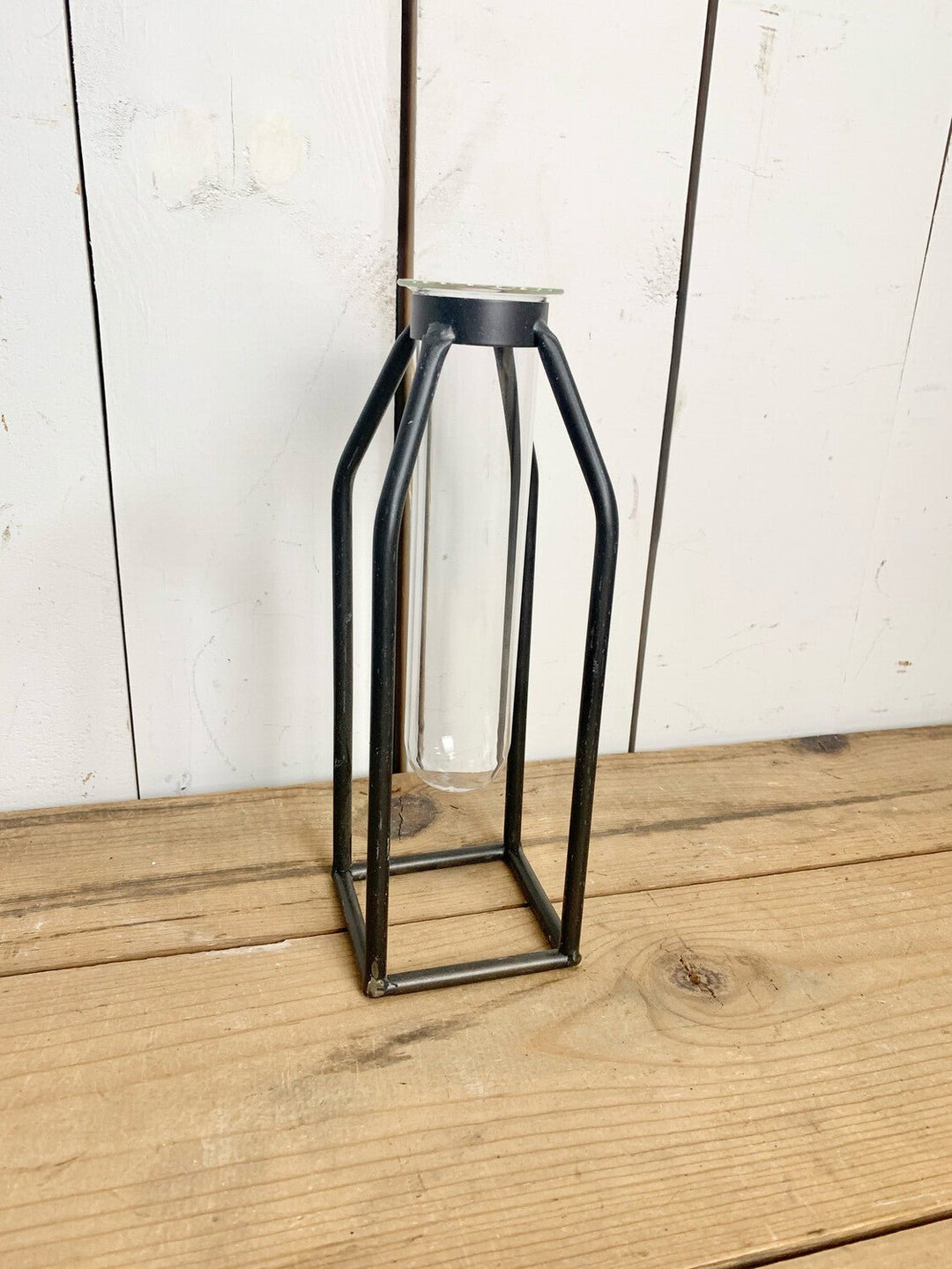 Metal Frame Skinny Test Tubes