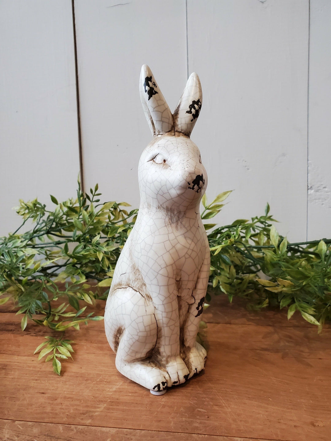 Ceramic Rabbit - Distressed Cream