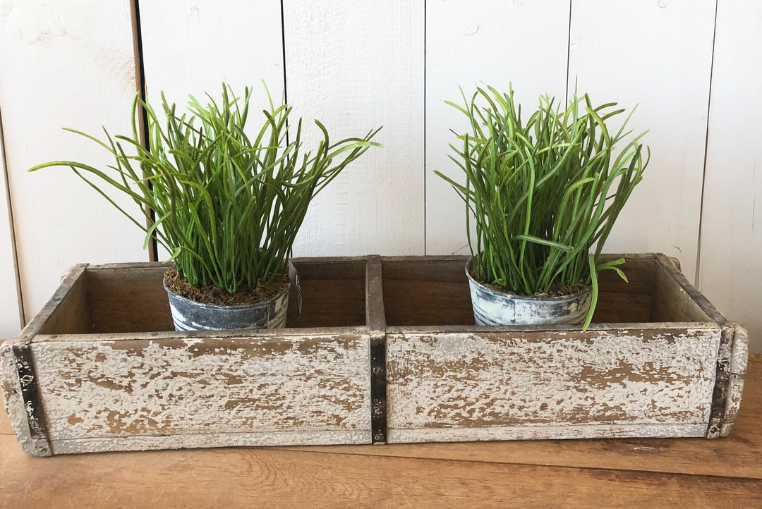 Double Distressed White Brick Mold