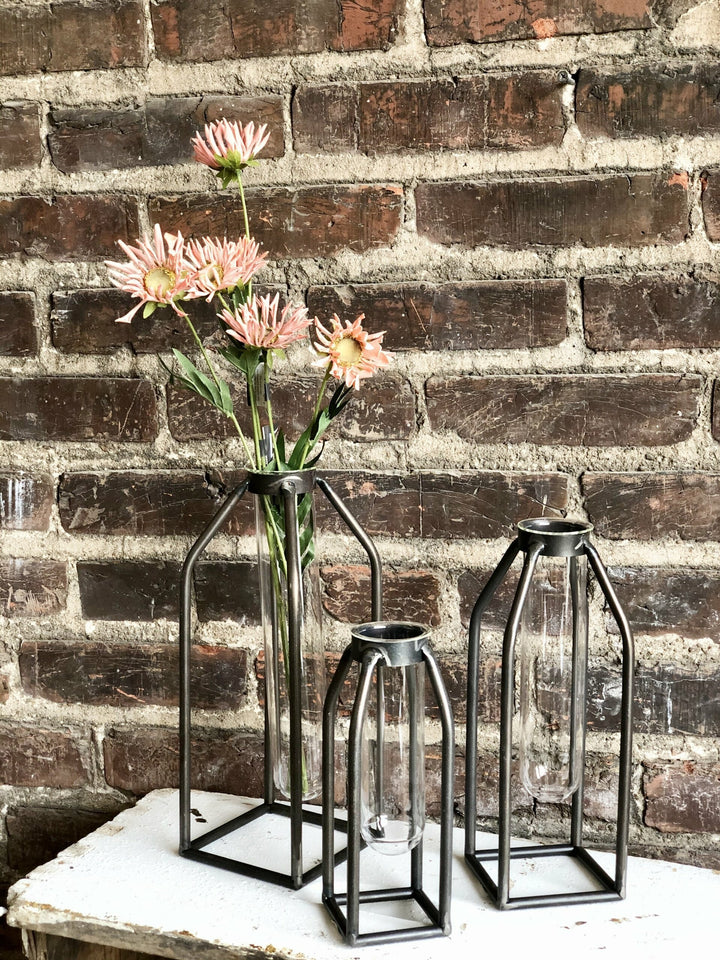 Metal Frame Skinny Test Tubes
