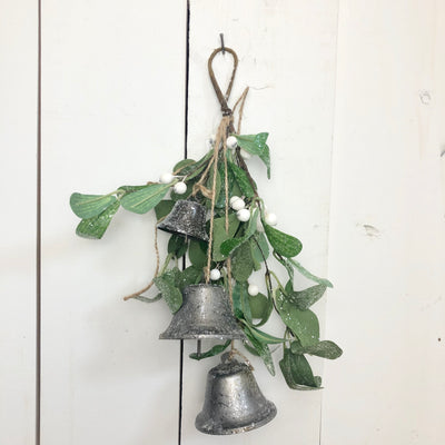 Mistletoe Bell Swag