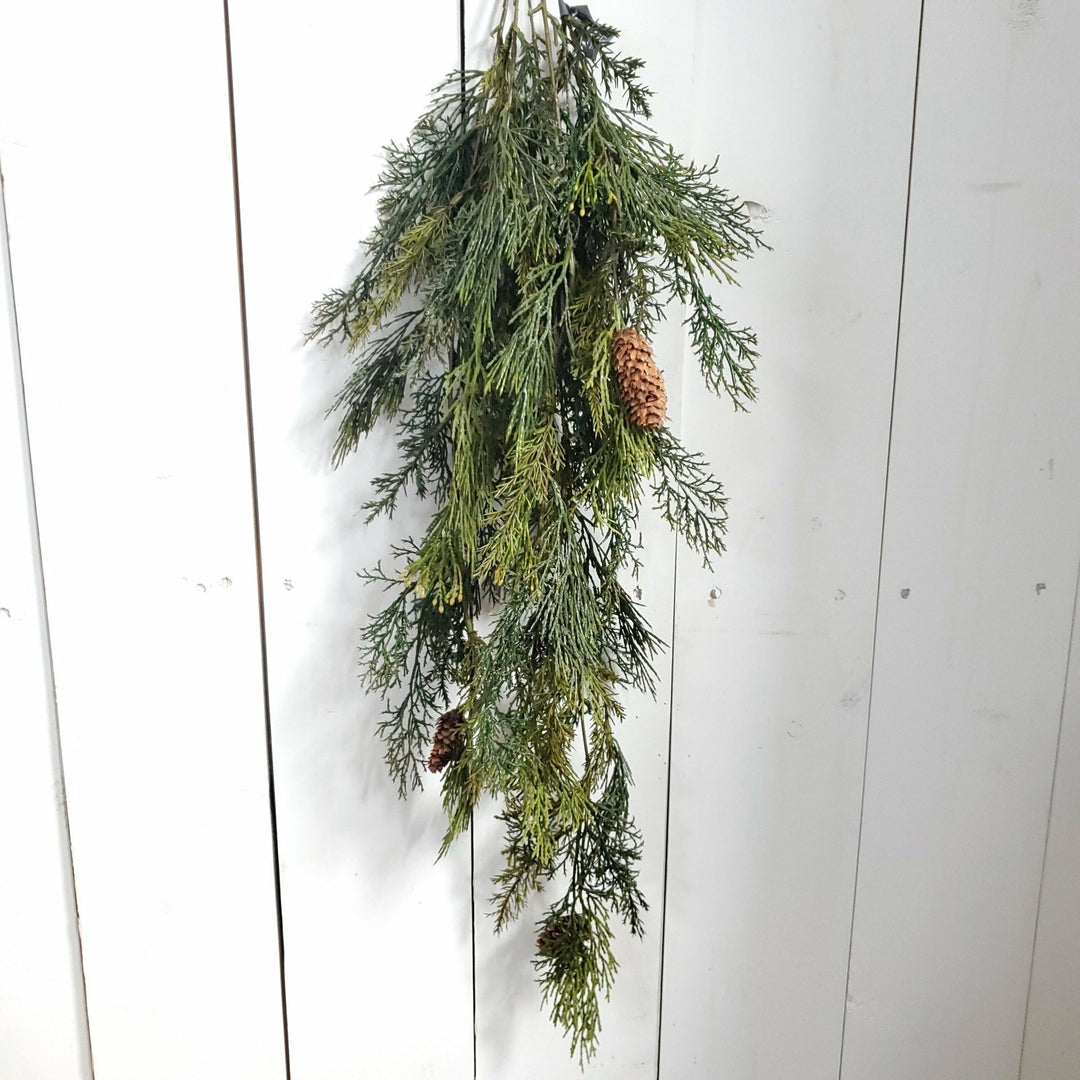 Pine Mixed Cedar Vine