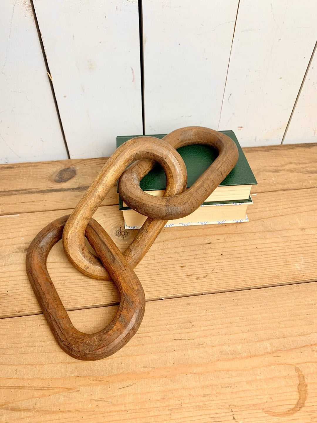 Dark Stain Wood Chain