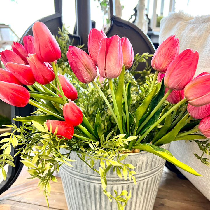 7 Stem Tulip Bouquet