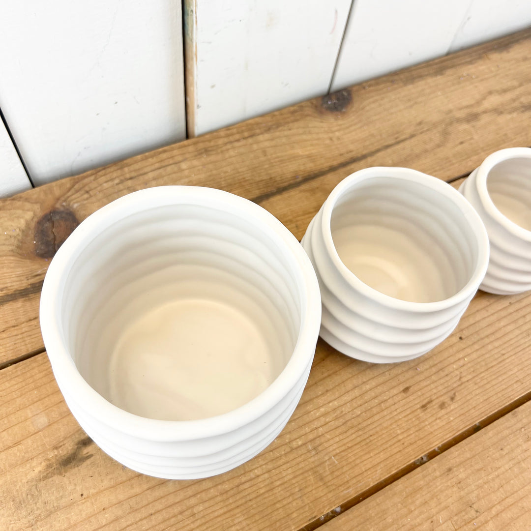 White Ribbed Pots
