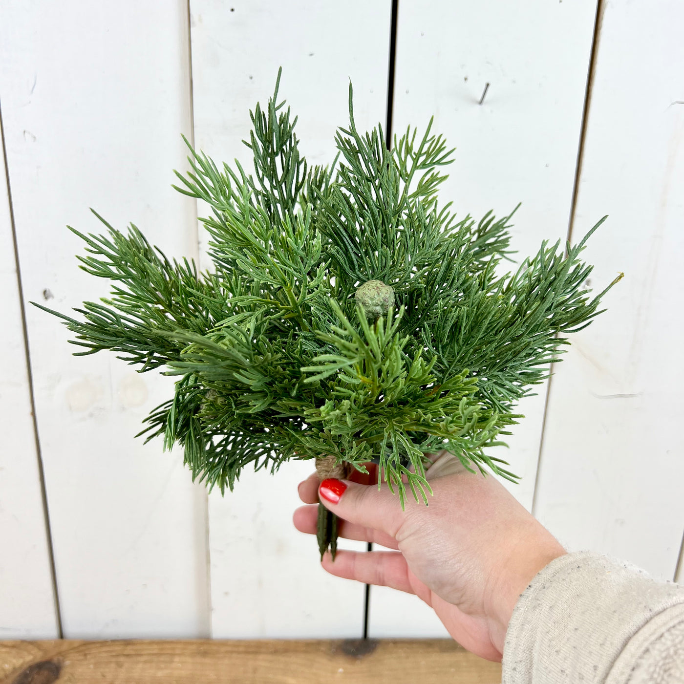 Cedar Bouquet