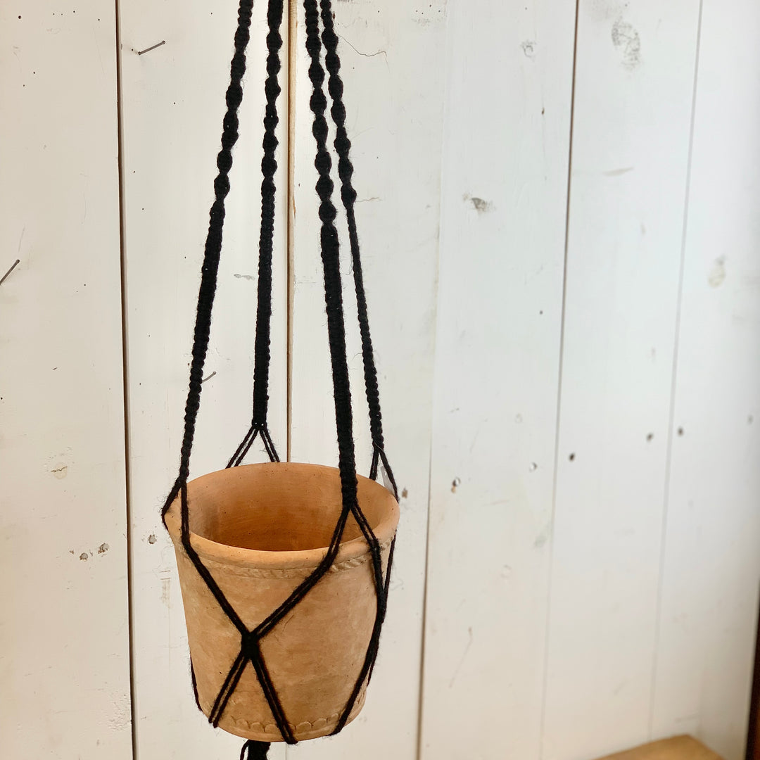 Black Crisscross Plant Hanger