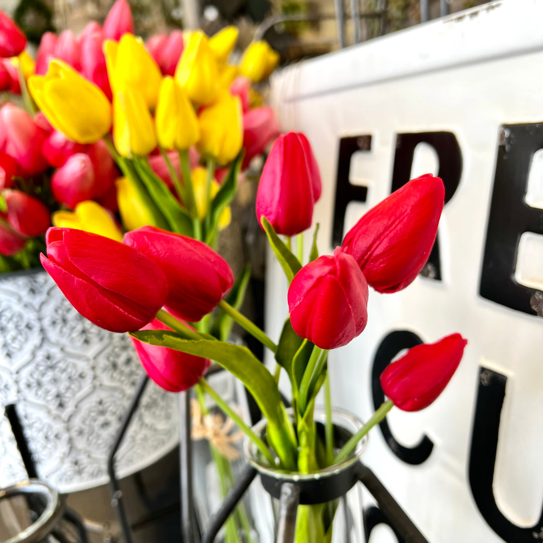 3 Stem Tulip Bouquet