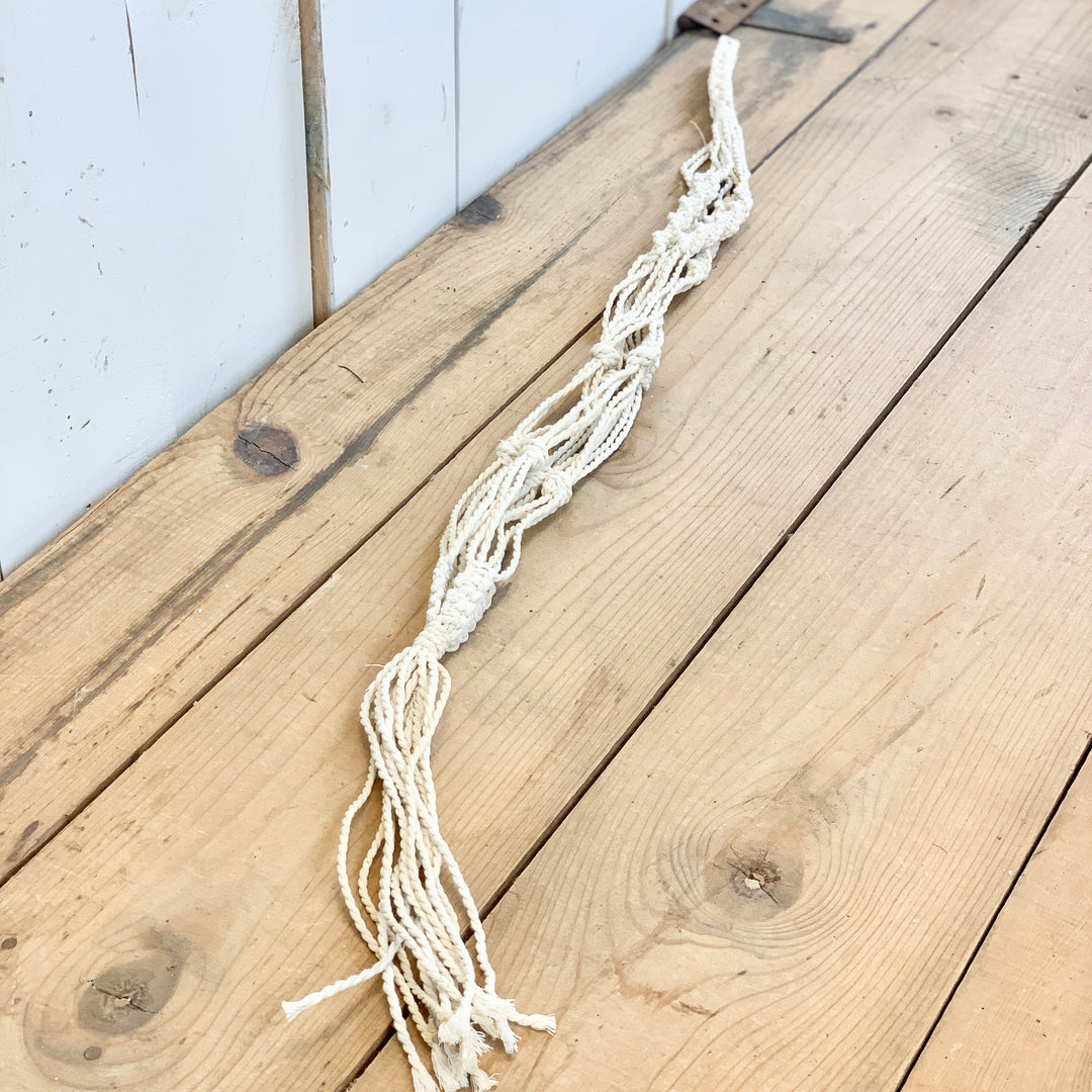 Ivory Crisscross Macramé Hanger