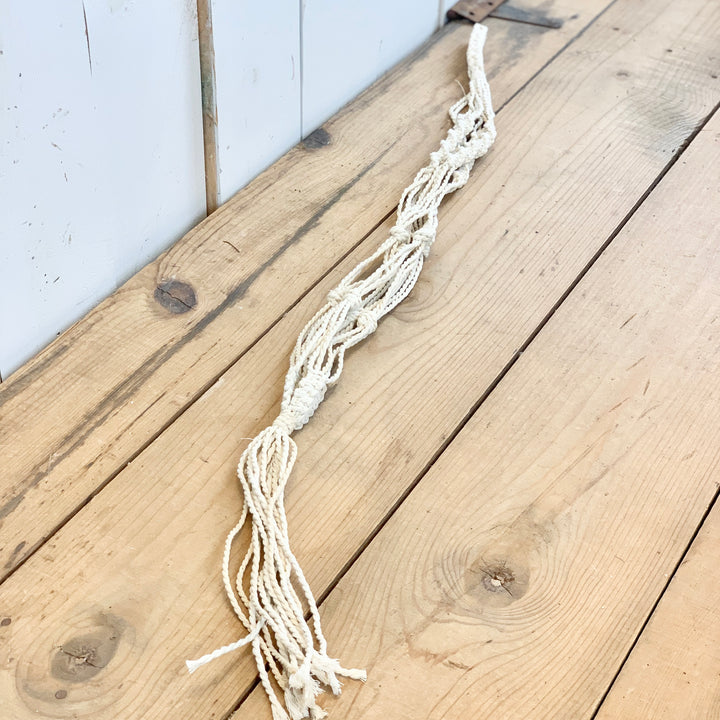 Ivory Crisscross Macramé Hanger