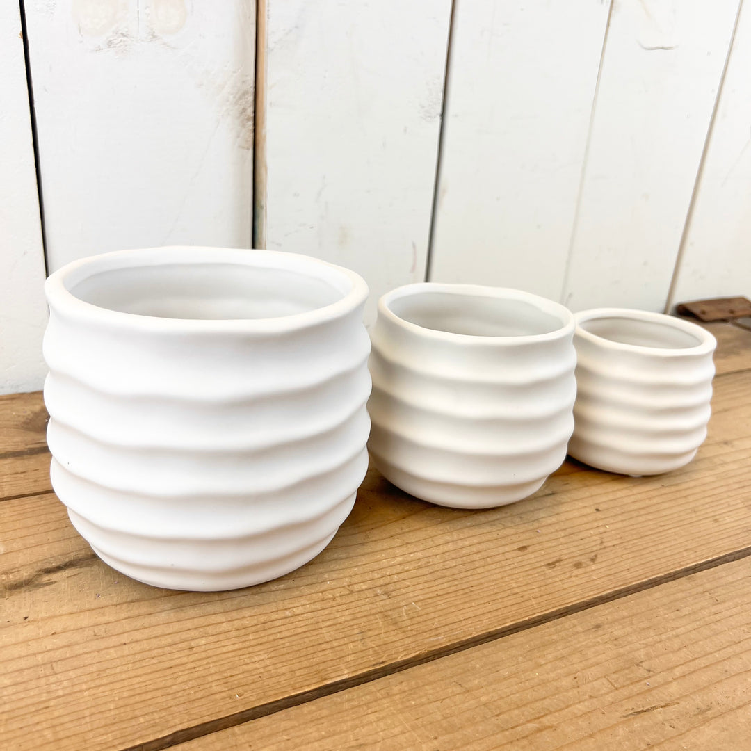 White Ribbed Pots