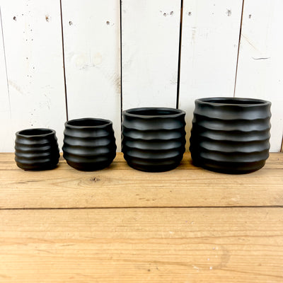 Black Ribbed Pots